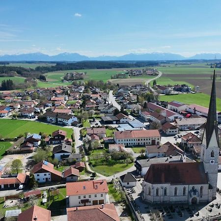 Modernes Loft Vor Den Toren Des Chiemgaus Tacherting Eksteriør bilde